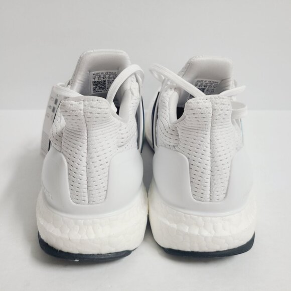 Athletic_Shoes